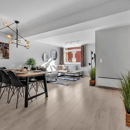 Arctic Homes - The Aurora Retreat * 特罗姆瑟